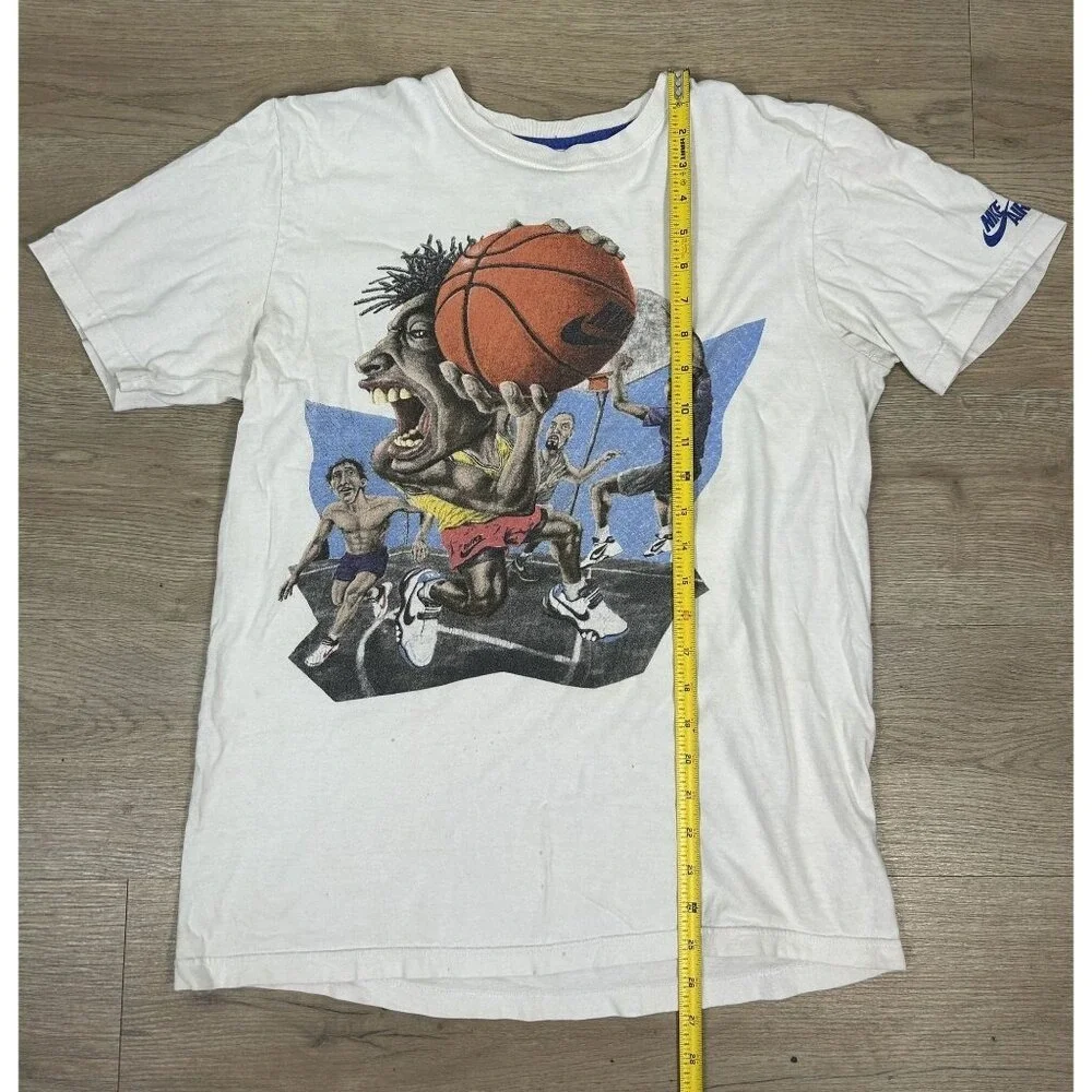 Nike VTG Street Ball Art Graphic Basketball T-Shirt White Size M